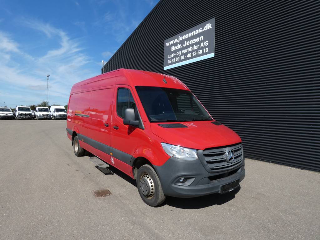 Mercedes-Benz Sprinter 516