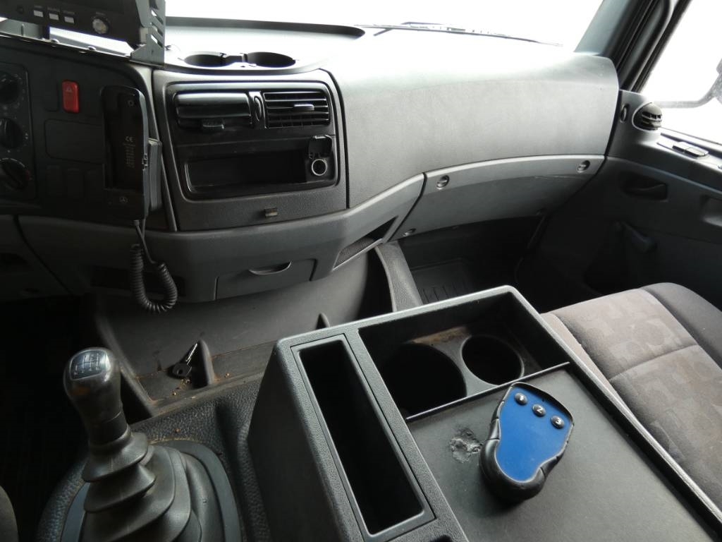 mercedes-benz-atego-12230d0f4974.jpg