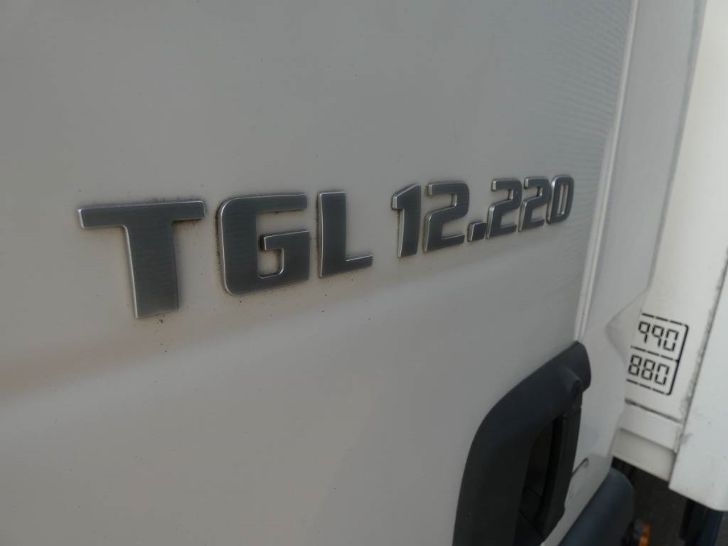 man-tgl-12-220aecd3445.jpg