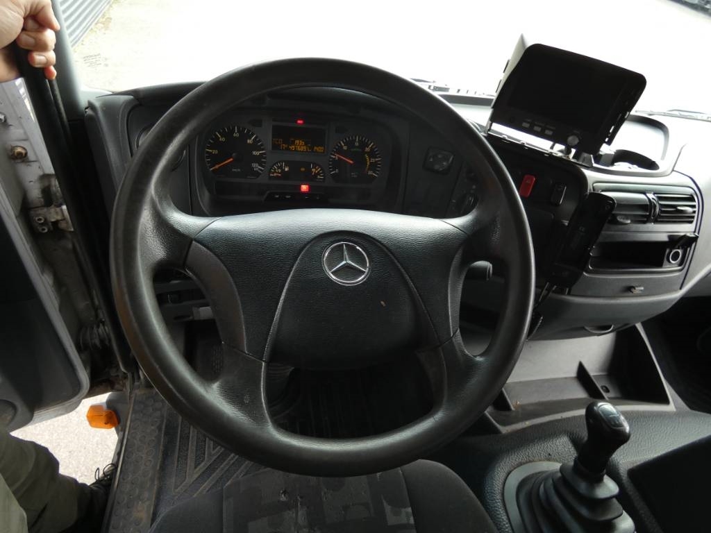 mercedes-benz-atego-12238cdf1c17.jpg