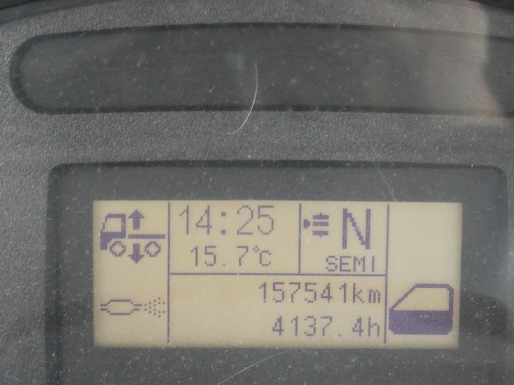 iveco-120e-25470b8608.jpg
