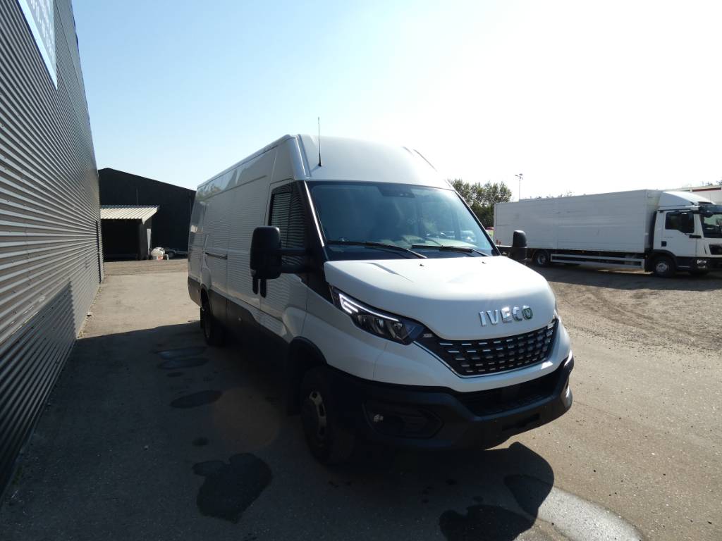 iveco-50c-1854daa56f.jpg