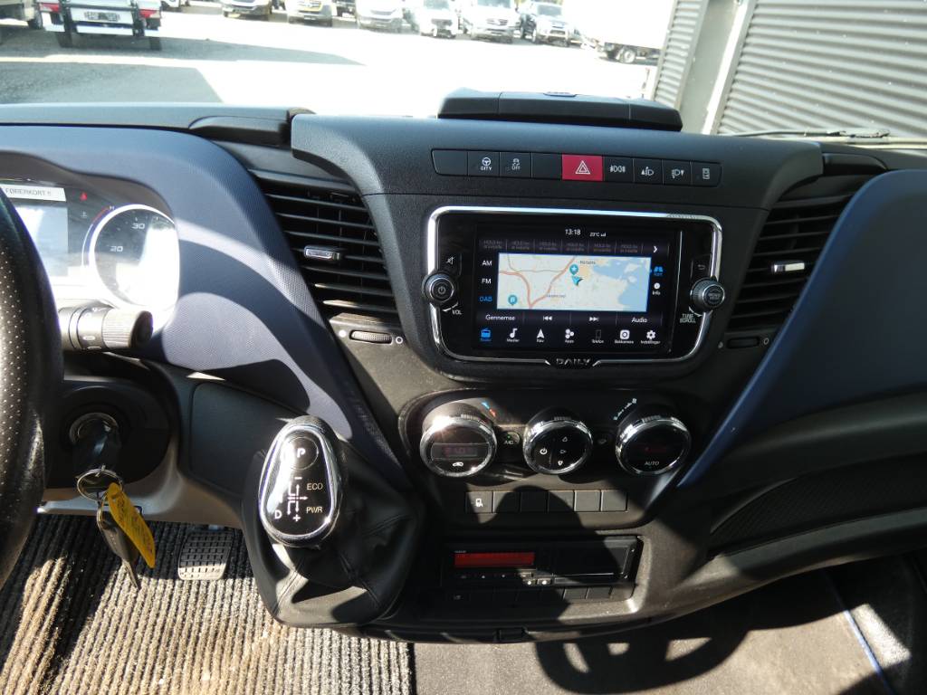 iveco-50c-18570821b5.jpg