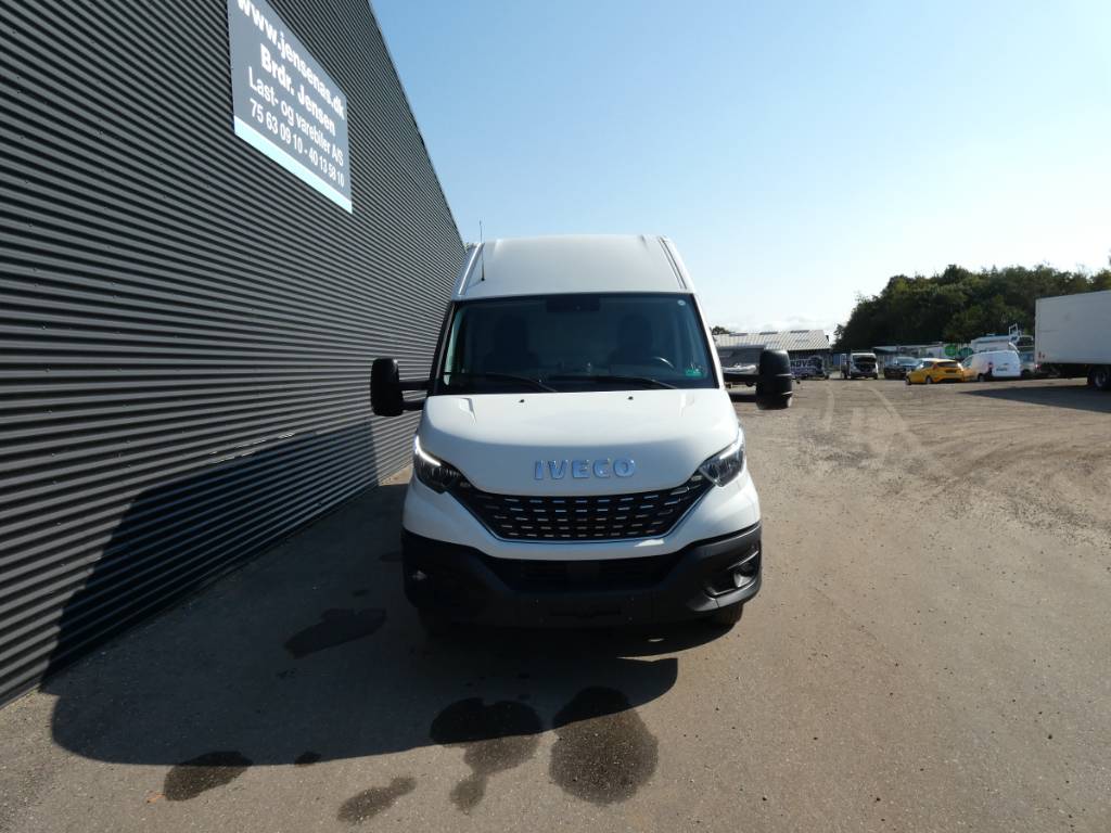 iveco-50c-18ea6fc846.jpg