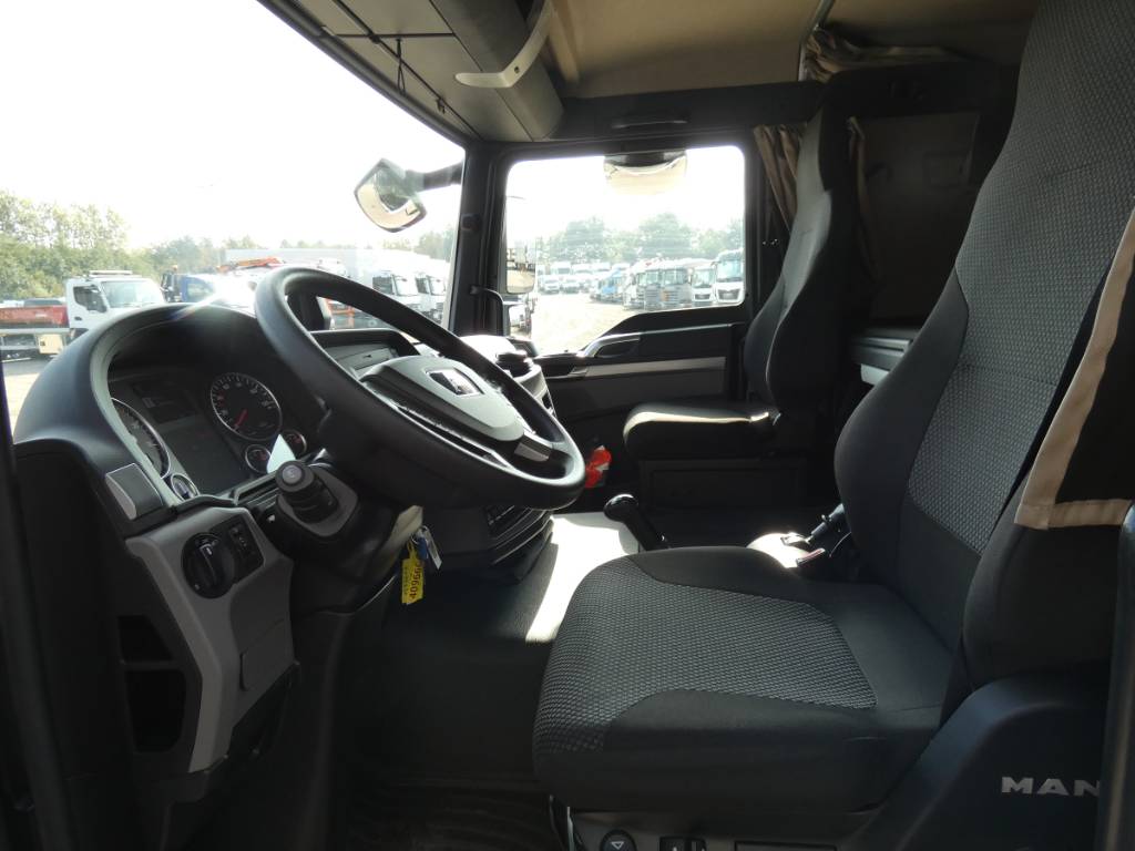 man-tgl-12-2202be7a37b.jpg