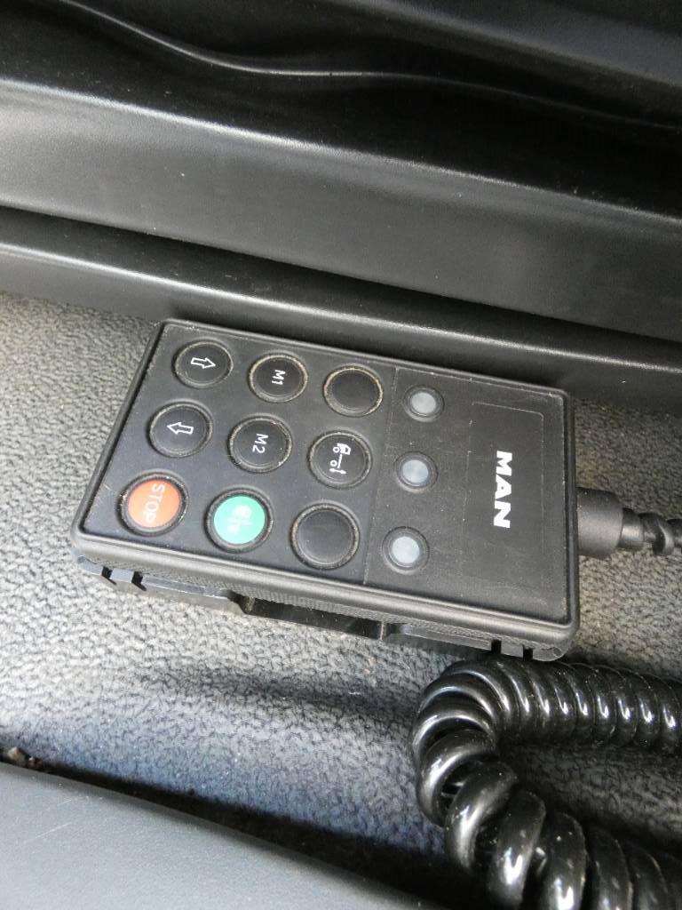 man-tgl-12-220b419ec19.jpg
