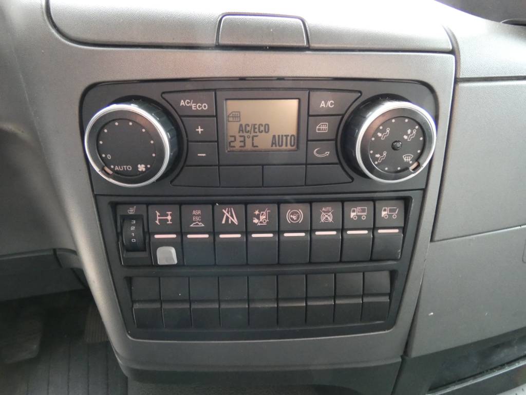 man-tgm-12-2900b2125a2.jpg