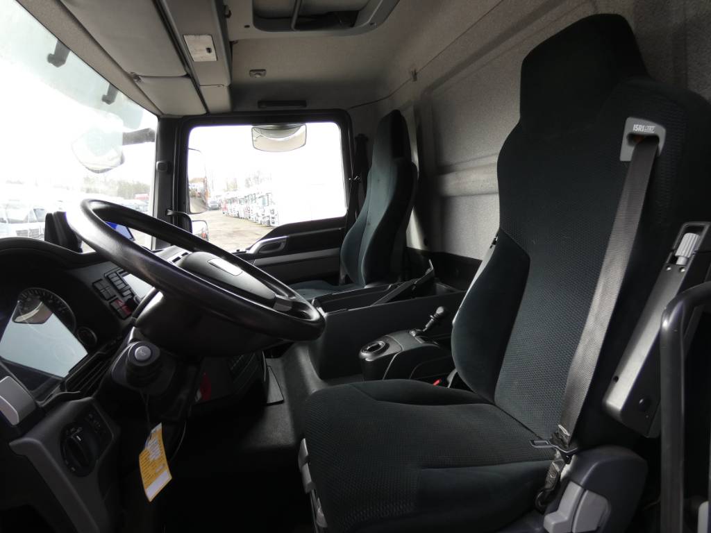 man-tgm-12-2909e2fe41d.jpg
