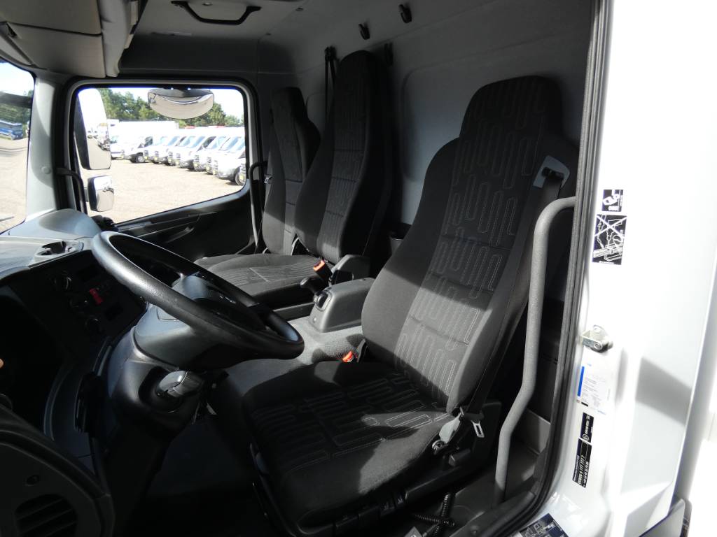 mercedes-benz-816-l4602726a.jpg