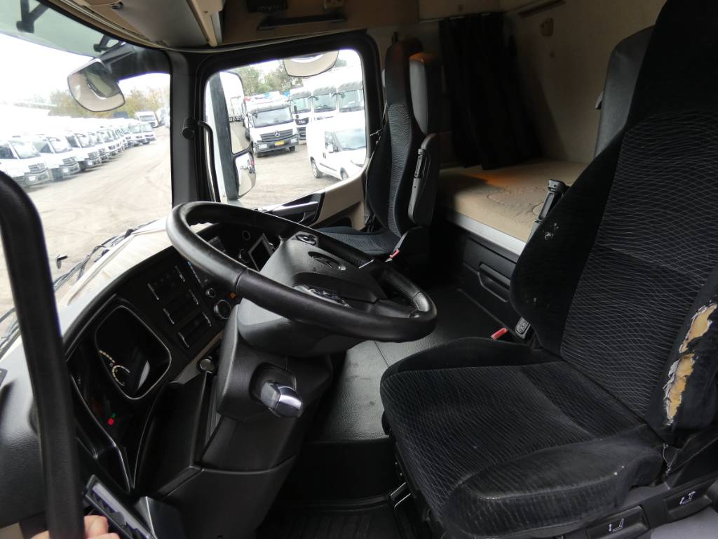 mercedes-benz-actros-18332b9209dd.jpg