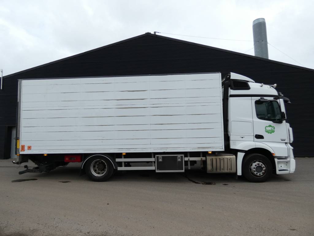 mercedes-benz-actros-18333ccc5a0d.jpg