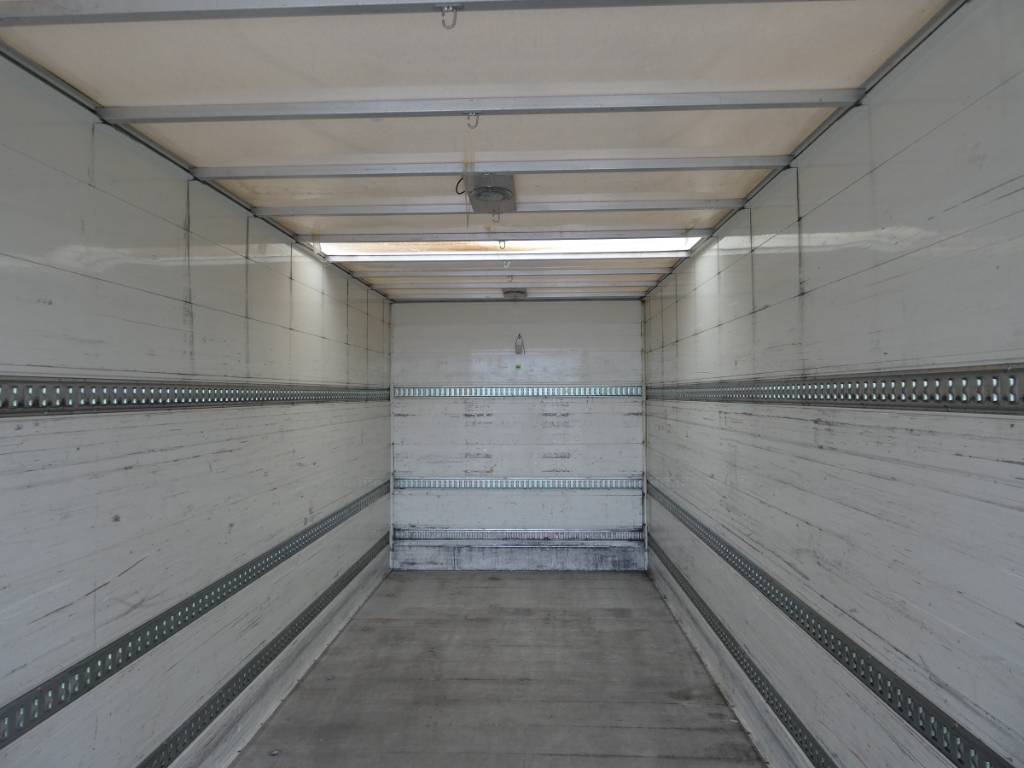 mercedes-benz-actros-18334216fd67.jpg