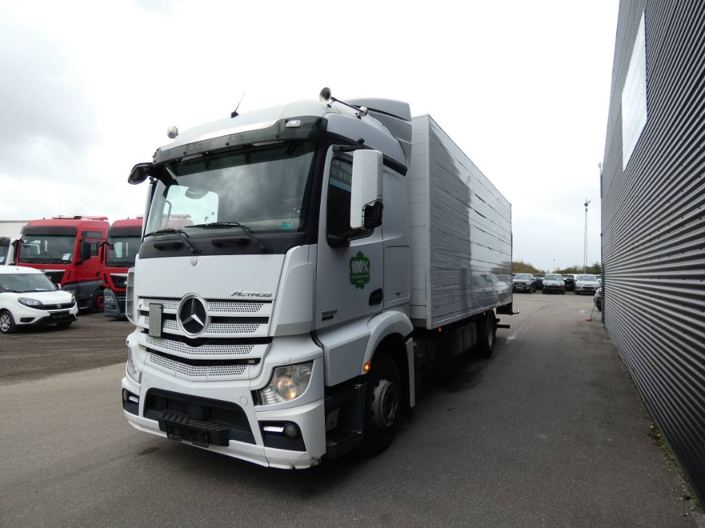 mercedes-benz-actros-183356ea8a32.jpg