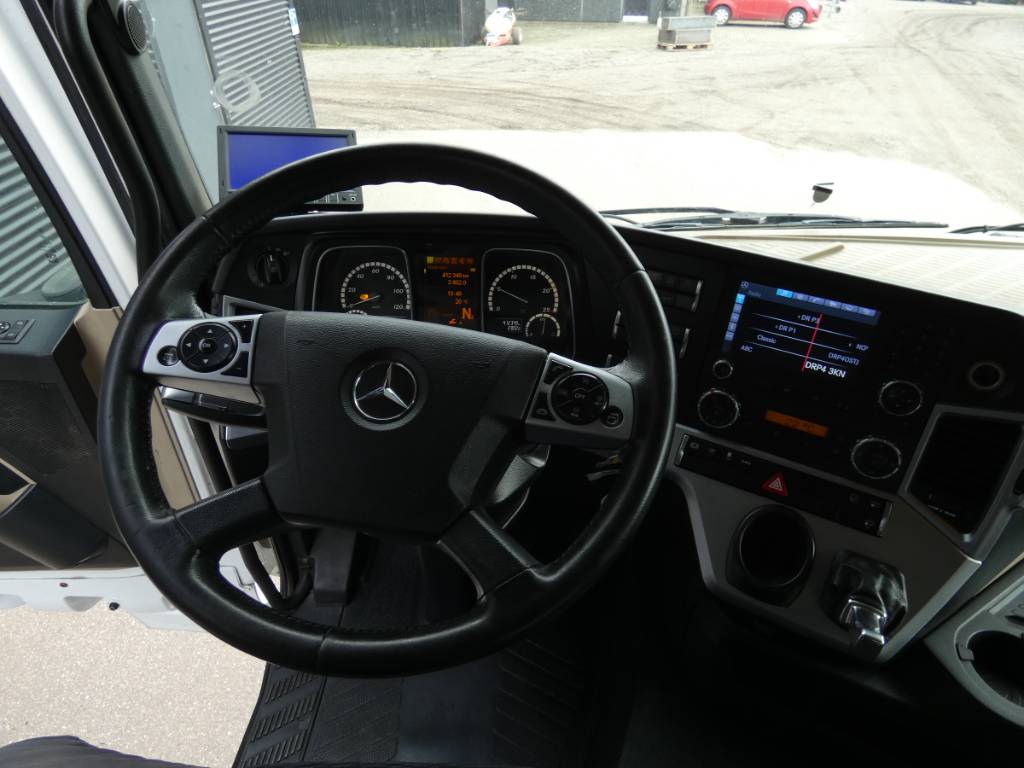 mercedes-benz-actros-1833e4014d10.jpg