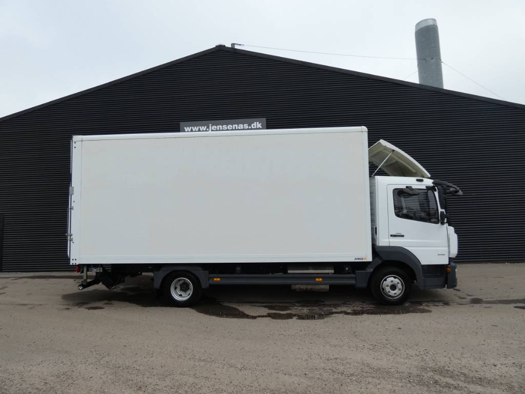 mercedes-benz-atego-816364002e7.jpg