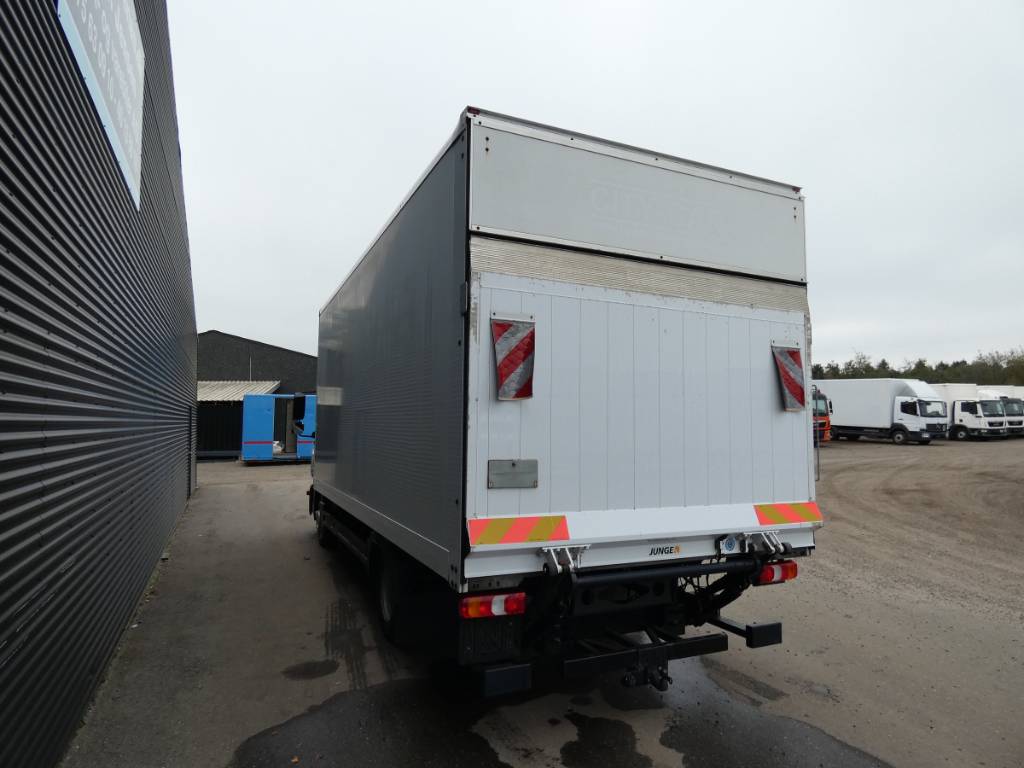 mercedes-benz-atego-8186f4e07be.jpg