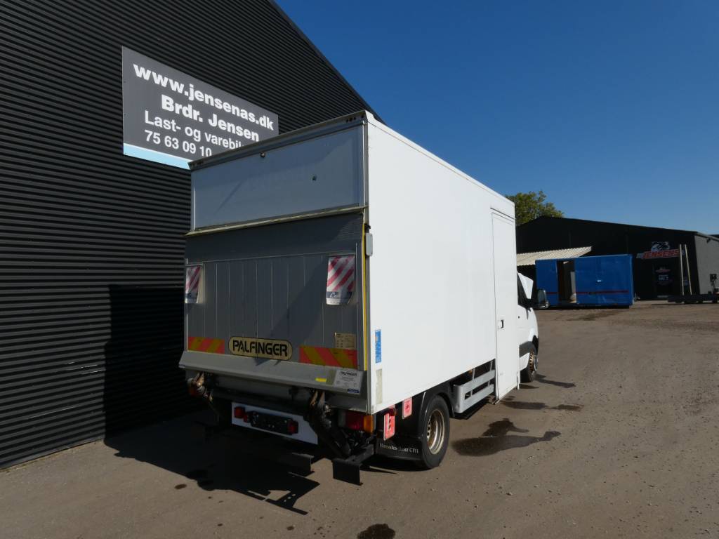 mercedes-benz-sprinter-516682200c1.jpg