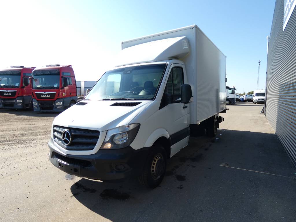 mercedes-benz-sprinter-5167e7ffe87.jpg
