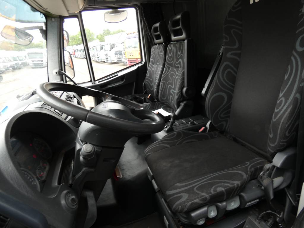 iveco-180e-28d147b6b6.jpg
