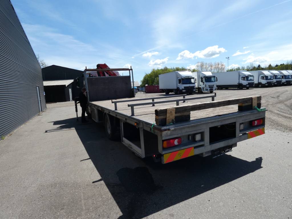 iveco-eurocargo-150-e254790355a.jpg