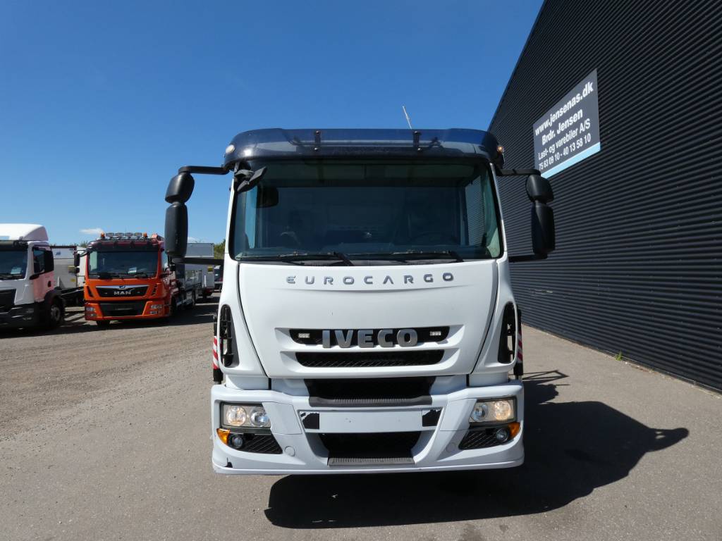 iveco-eurocargo-150-e2563adce7e.jpg