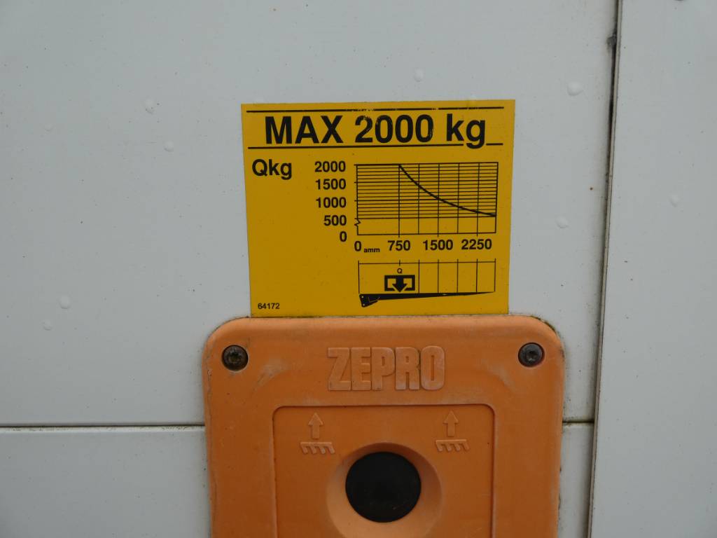 man-tgl-12-220-bl6ac712f3.jpg