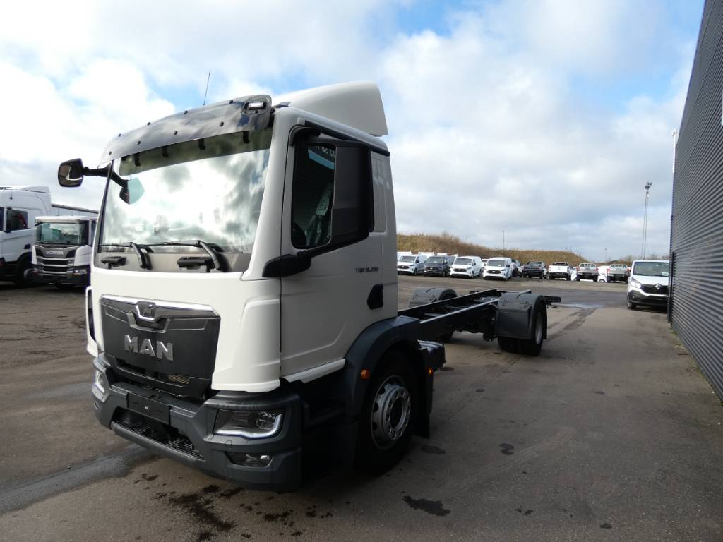 man-tgm-18-2900bb35243.jpg