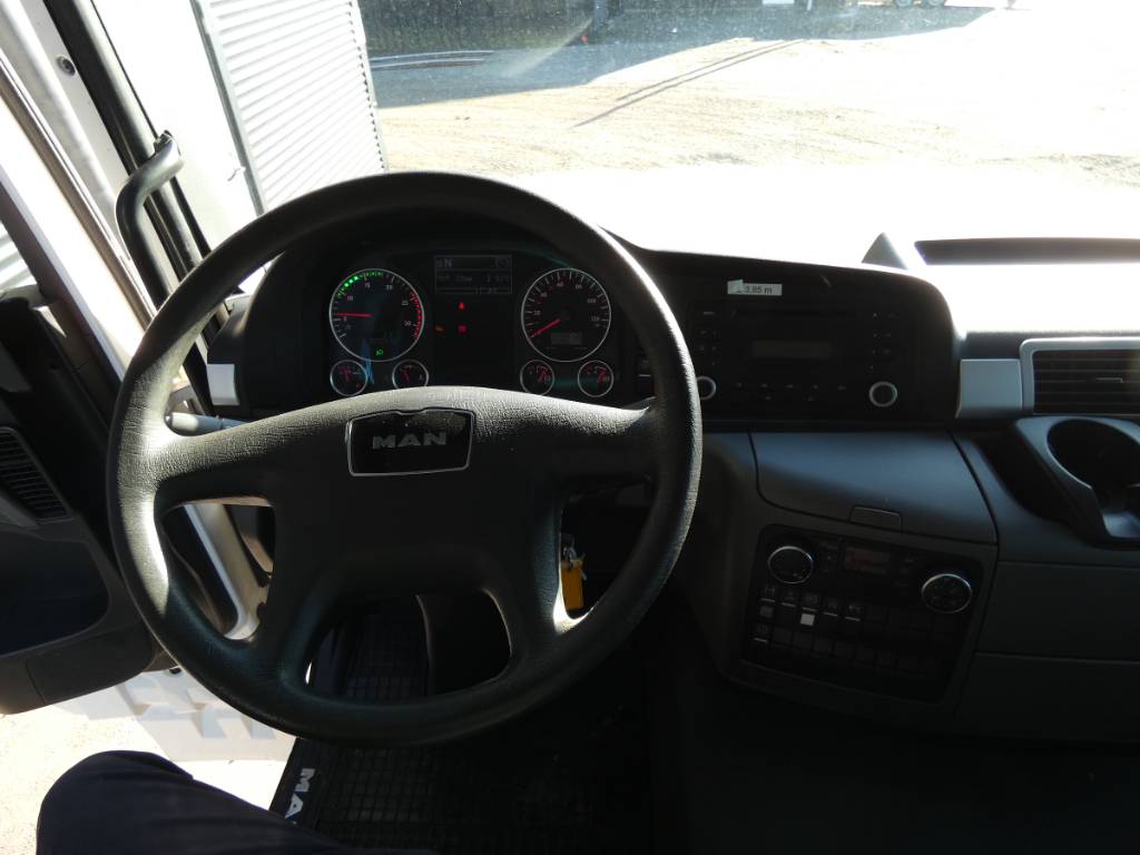 man-tgs-18-320ed35c9c4.jpg