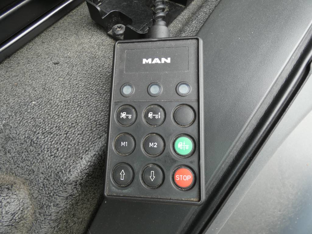 man-tgs-26-3205aa1b15b.jpg