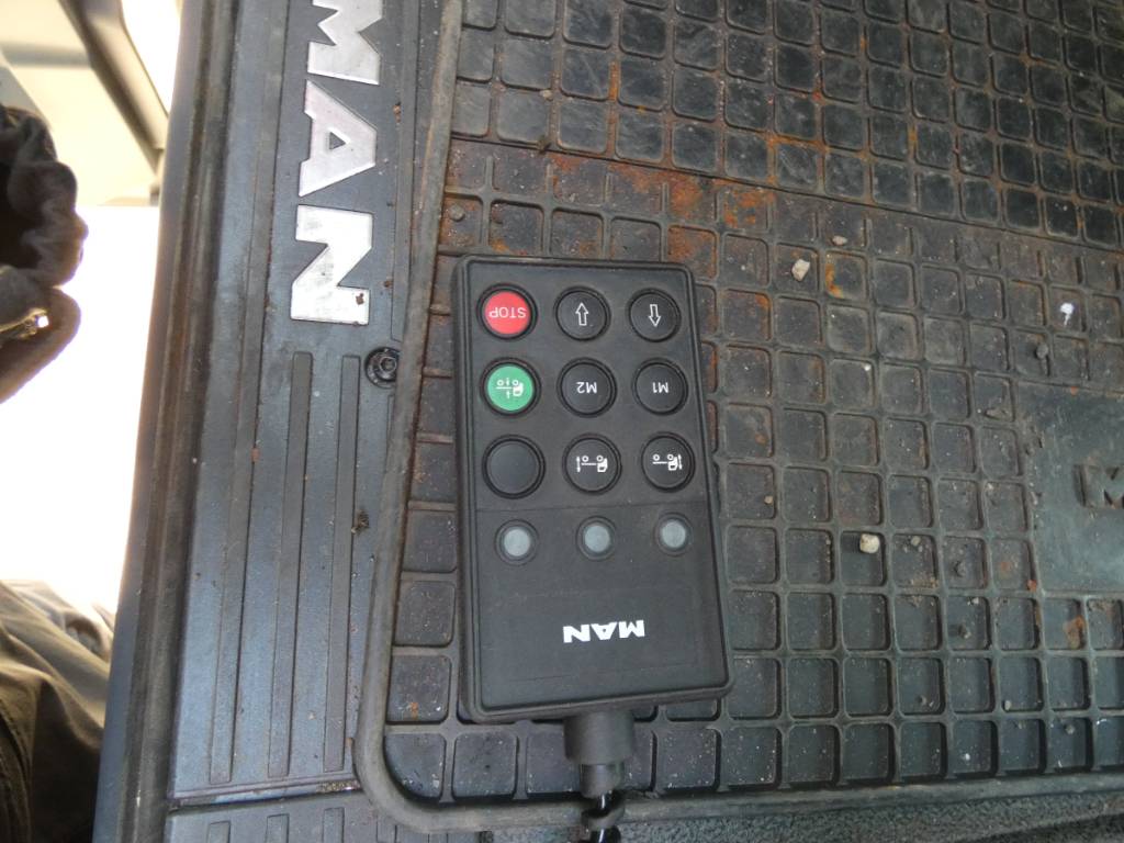 man-tgx-26-4701e636b13.jpg