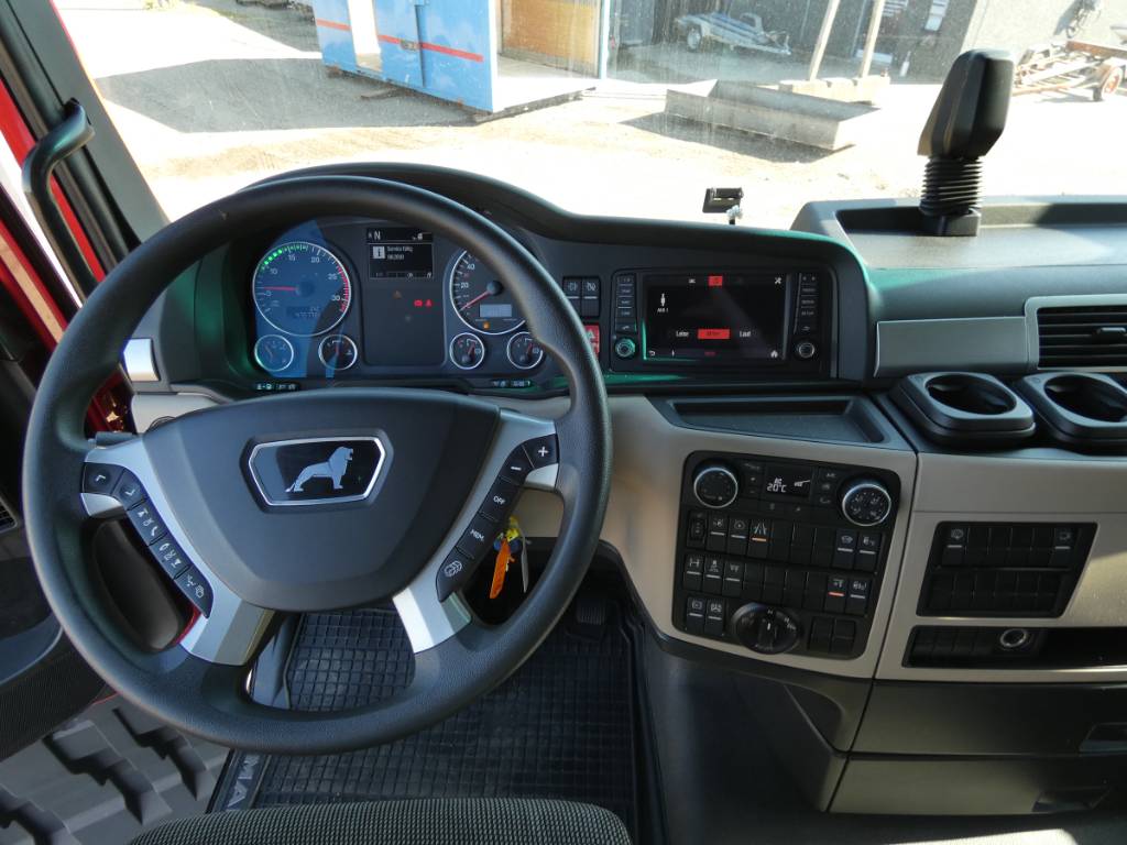 man-tgx-26-470aa7d217d.jpg