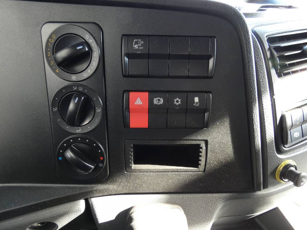 mercedes-benz-atego-1224-l7410420c.jpg