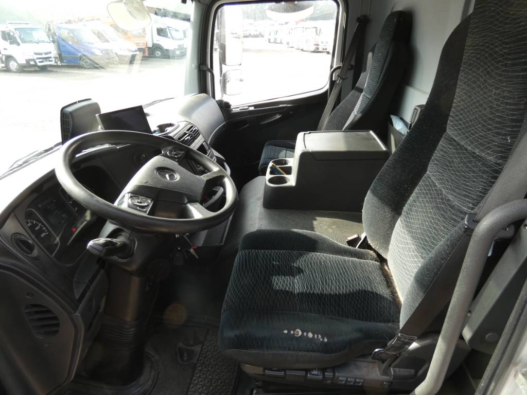 mercedes-benz-atego-122421749809.jpg