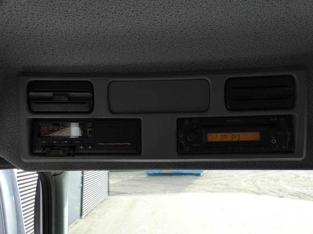 mercedes-benz-atego-1224367de5f7.jpg