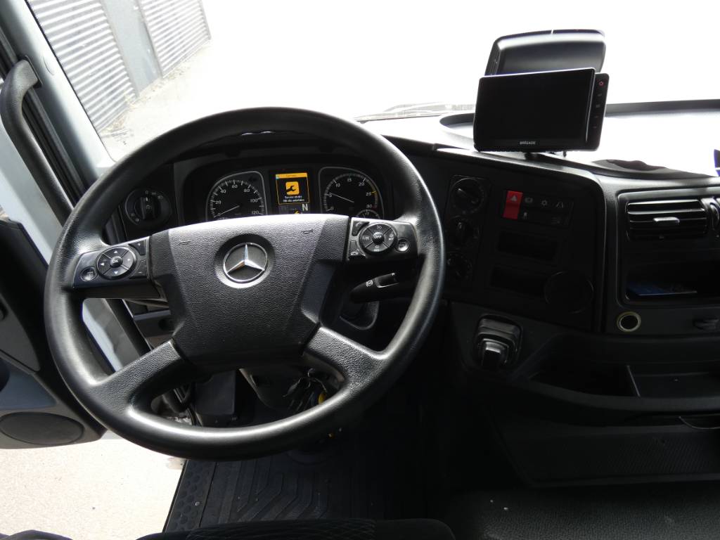 mercedes-benz-atego-12248a2de1f5.jpg