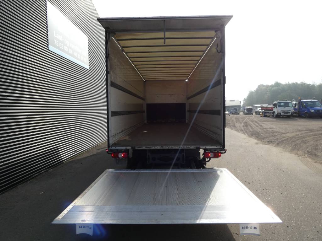 mercedes-benz-atego-1224903942d9.jpg