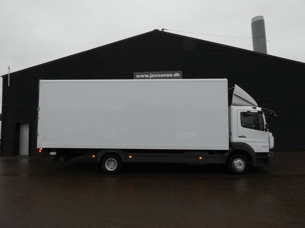 mercedes-benz-atego-12249351c284.jpg