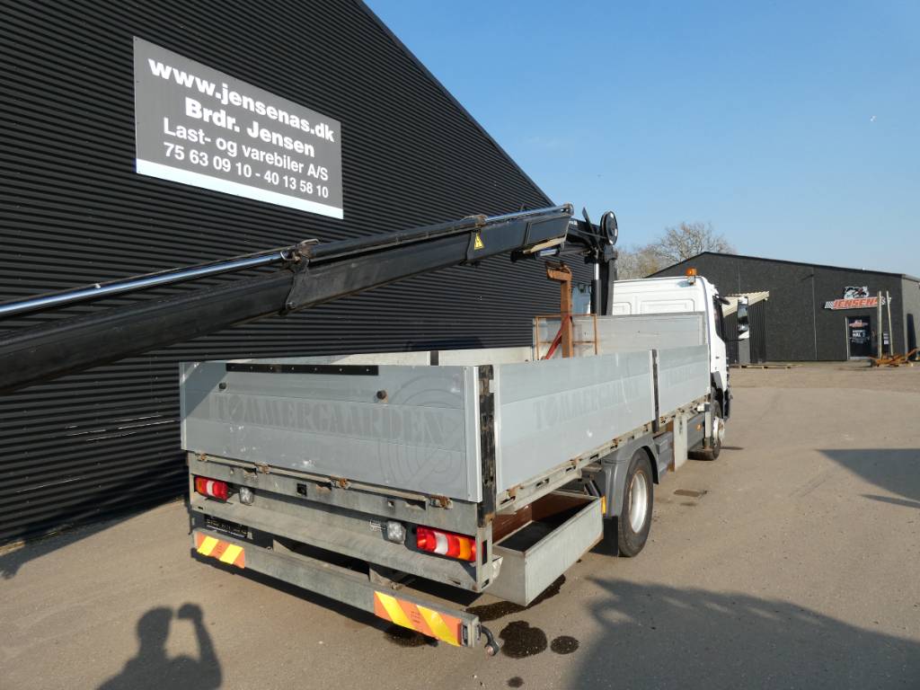 mercedes-benz-atego-1524b56080b3.jpg