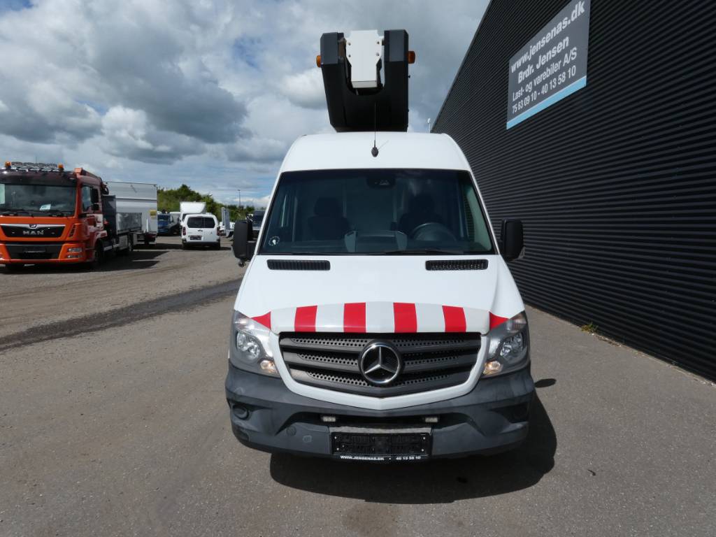 mercedes-benz-sprinter-516247dff91.jpg
