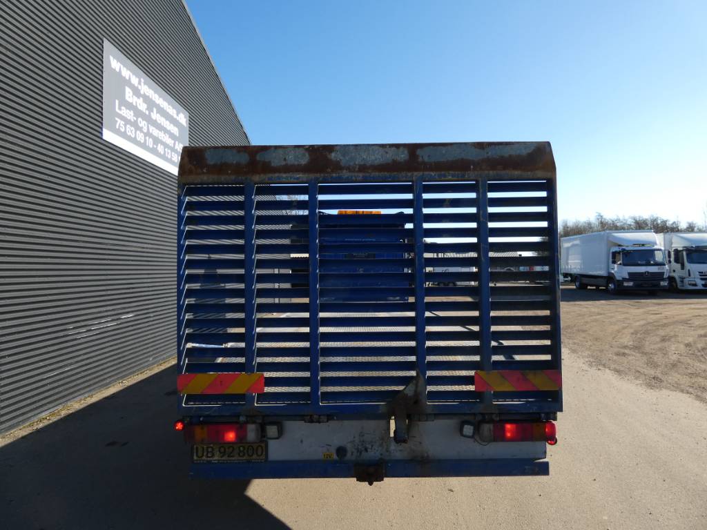scania-94-d-3101e43c581.jpg