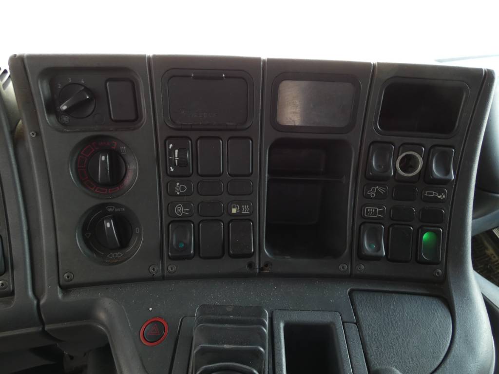 scania-94-d-310c7bc85a7.jpg