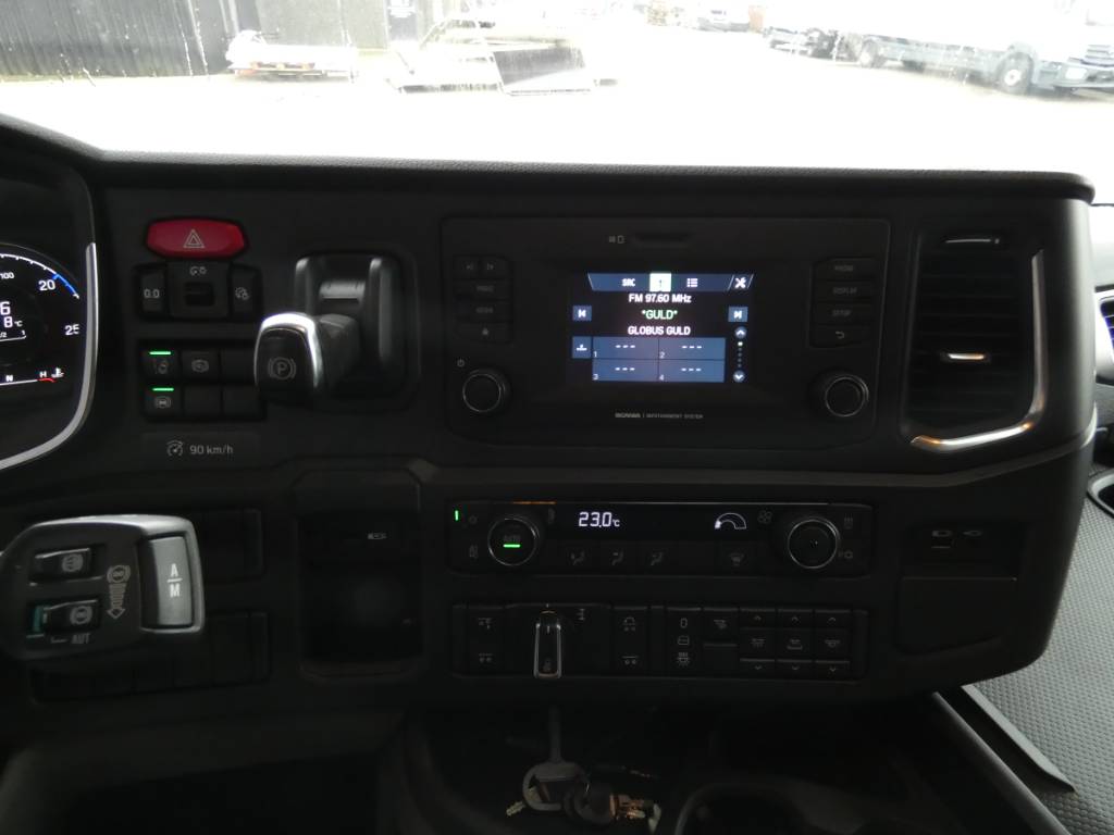 scania-r-4504d440137.jpg
