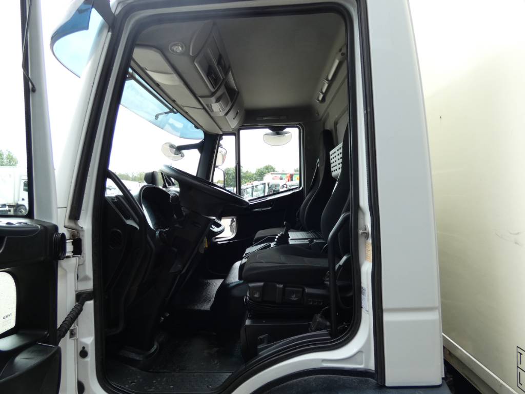 iveco-eurocargo-120-250-alukas7b344291.jpg