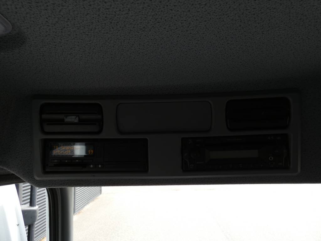 mercedes-benz-atego-1224-leb067d56.jpg