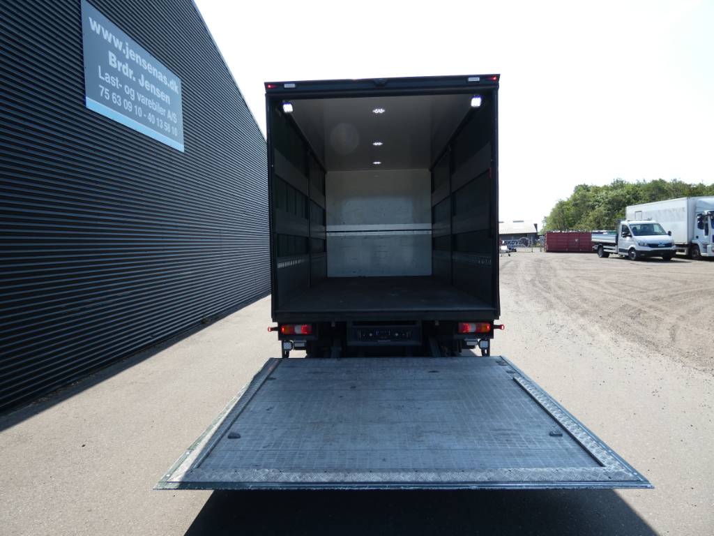 mercedes-benz-atego-1224dbde51ef.jpg
