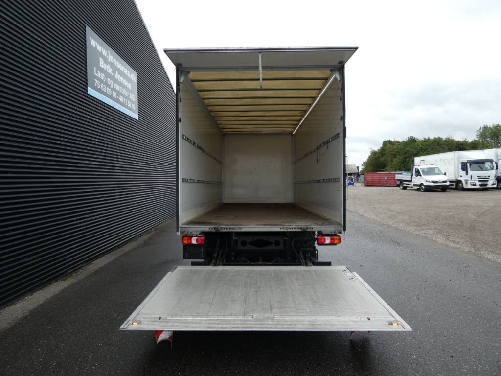 mercedes-benz-atego-818964ab814.jpg