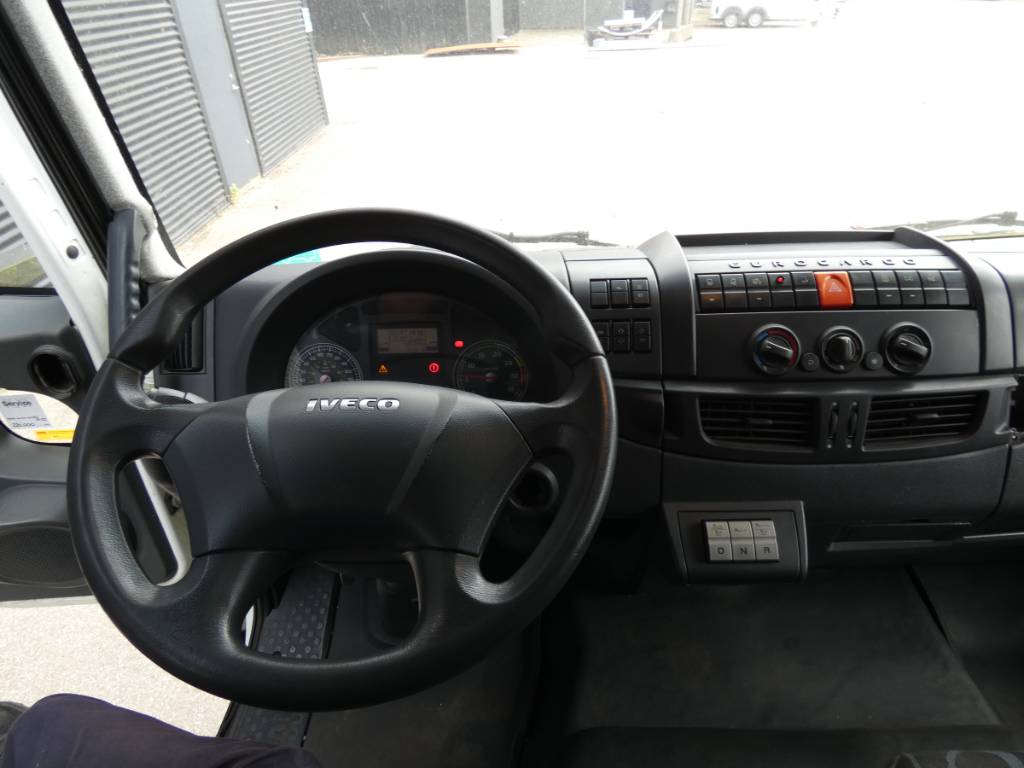 iveco-180e-28a94eebee.jpg
