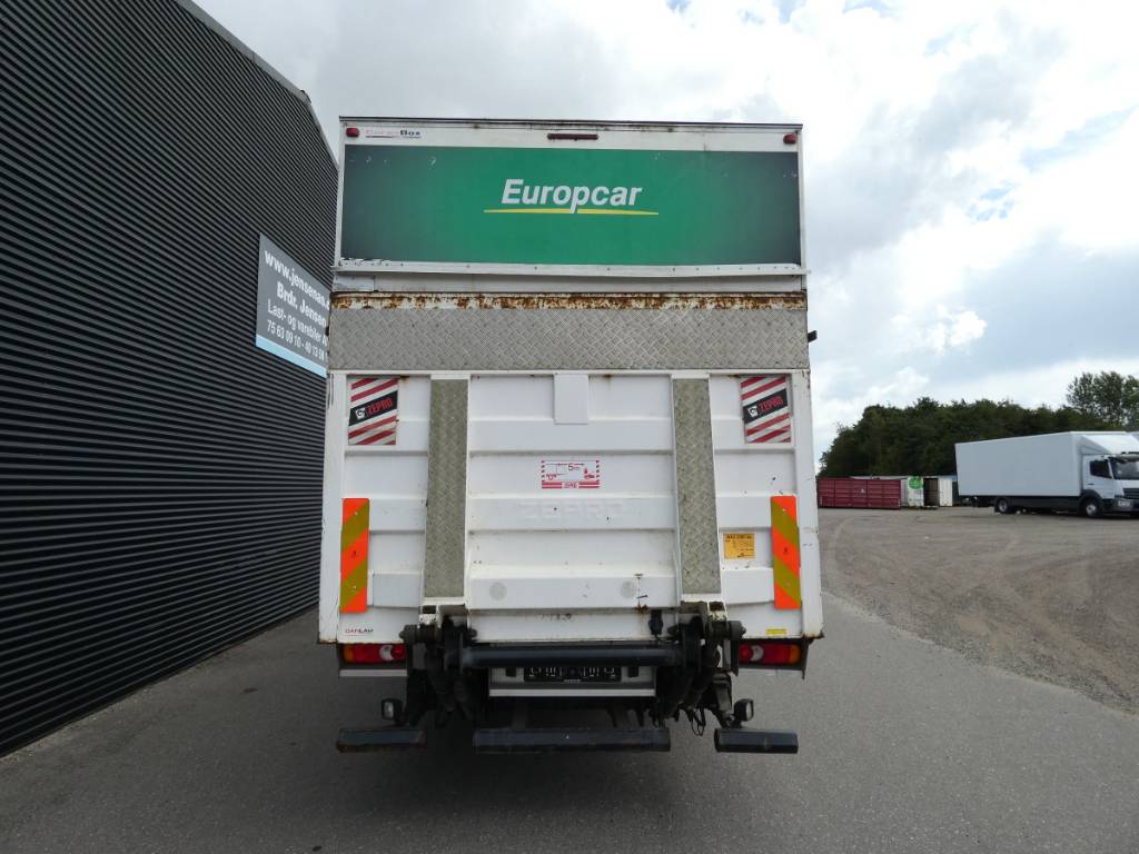 iveco-180e-28eaab63b5.jpg