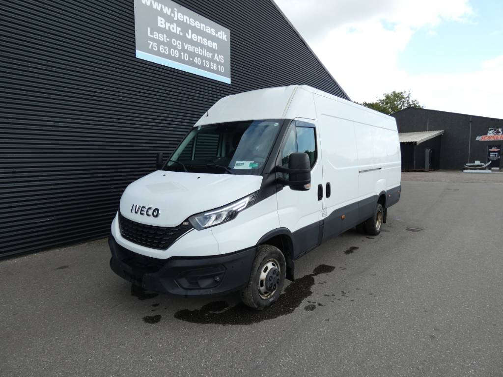 iveco-50c-18e8db8e70.jpg