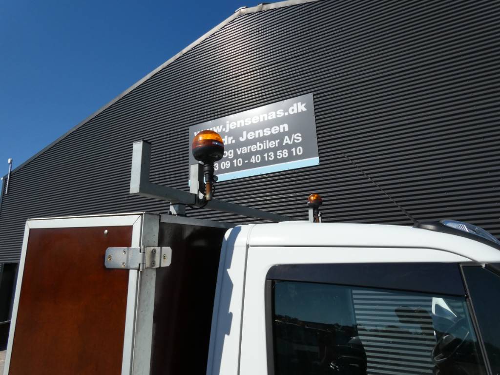 iveco-70c-18c884a936.jpg